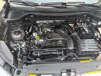 2023 Volkswagen Taos SE FWD