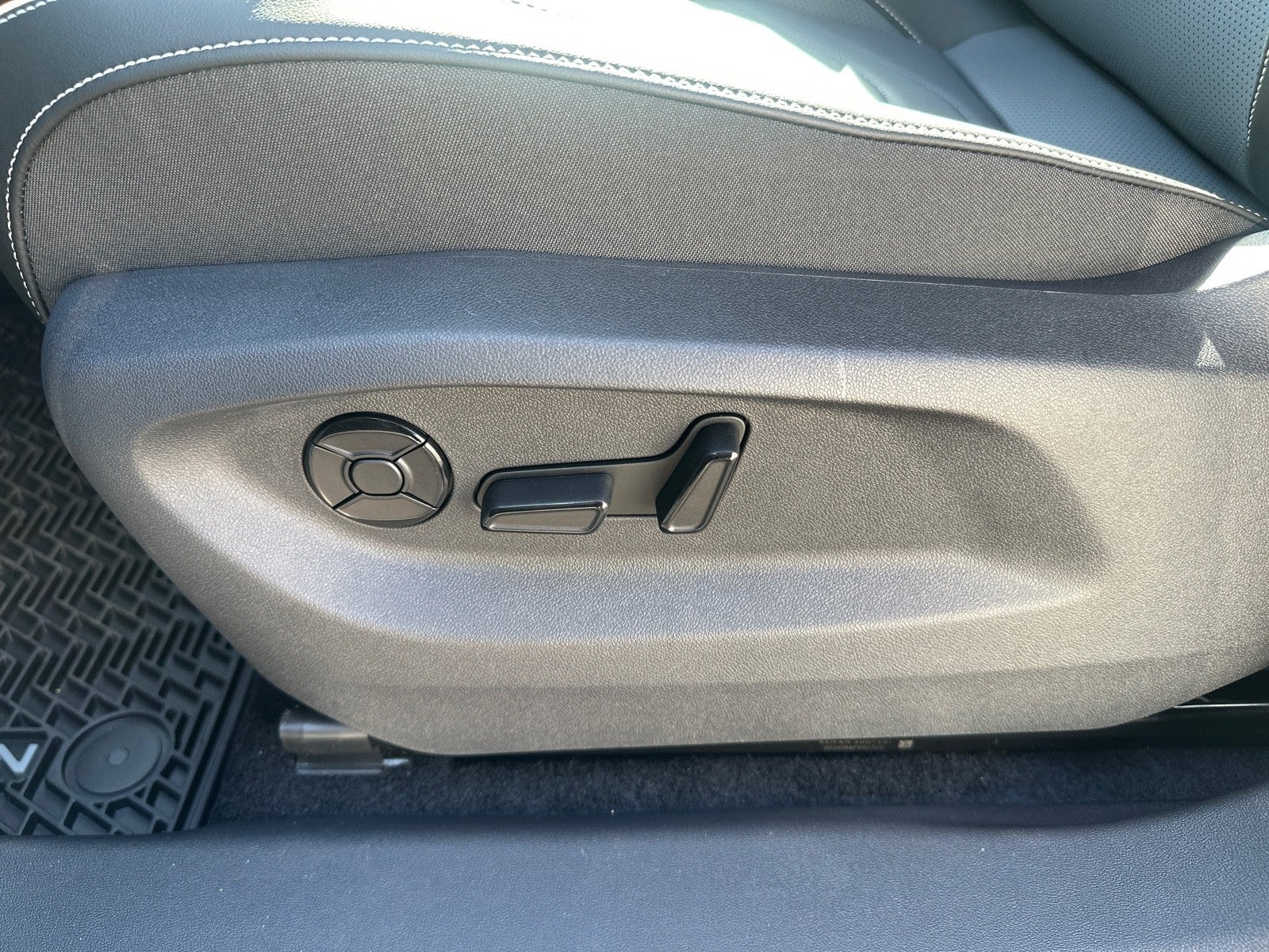 2026 Volkswagen Tiguan 2.0T SE FWD