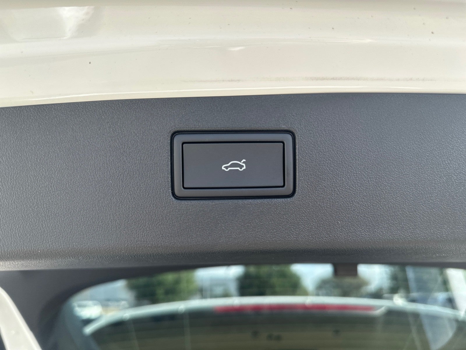 2026 Volkswagen Tiguan 2.0T SE FWD