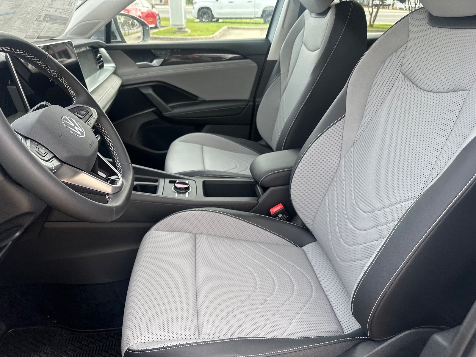 2026 Volkswagen Tiguan 2.0T SE FWD