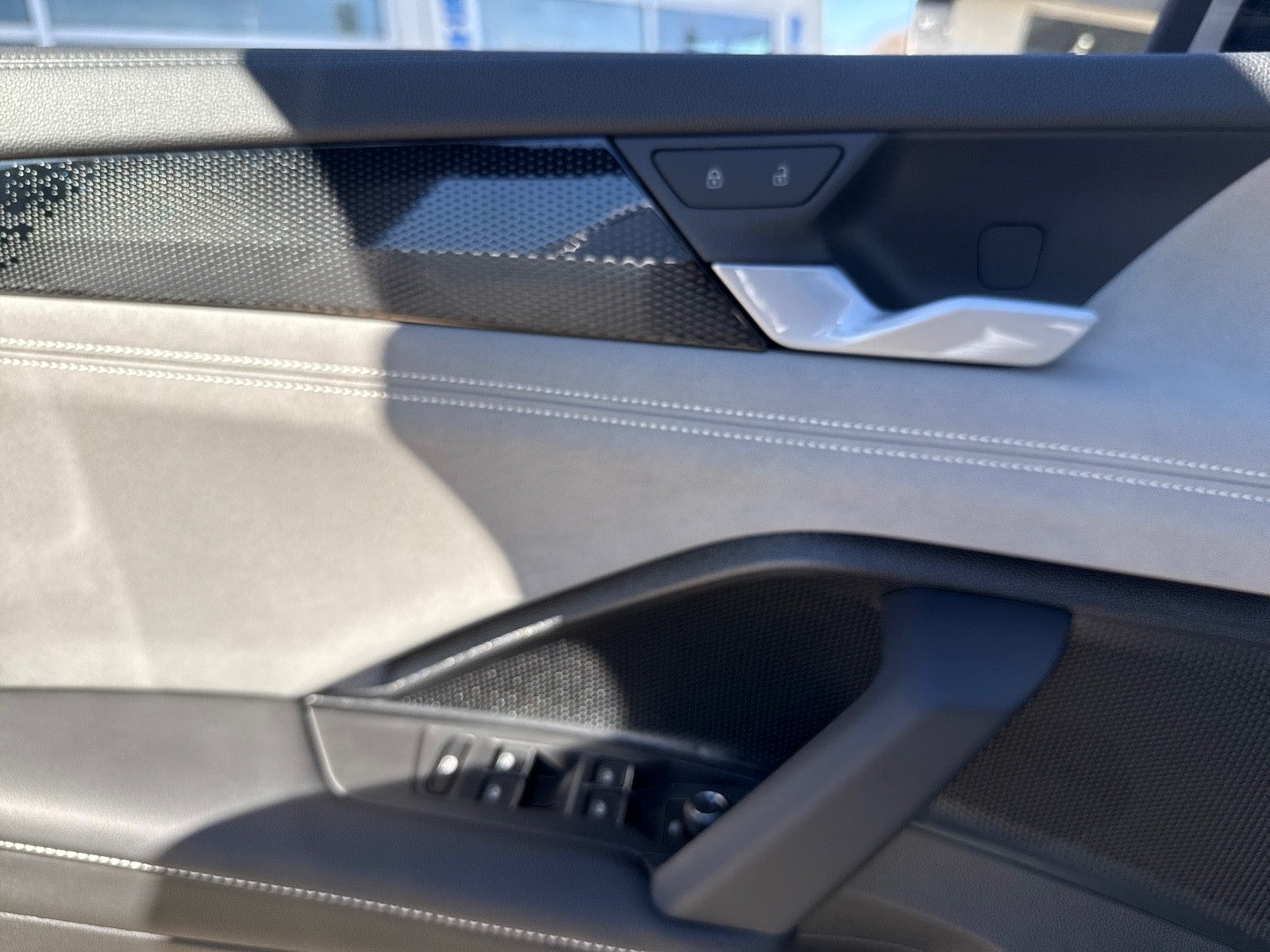 2026 Volkswagen Tiguan 2.0T SE FWD