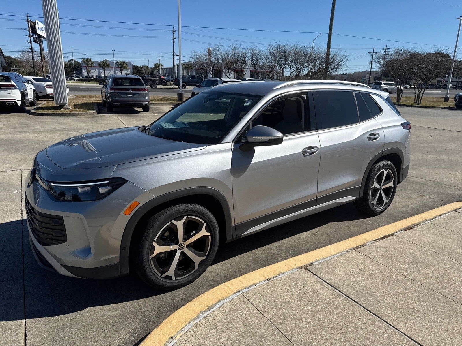 2026 Volkswagen Tiguan 2.0T SE FWD