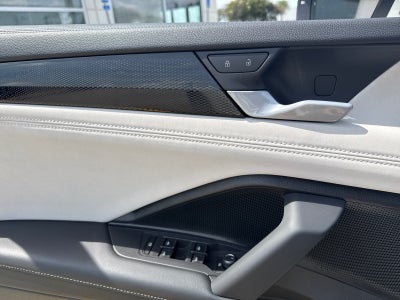 2025 Volkswagen Tiguan 2.0T SE FWD