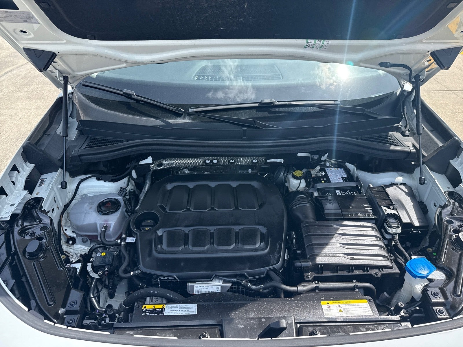 2025 Volkswagen Tiguan 2.0T SE FWD