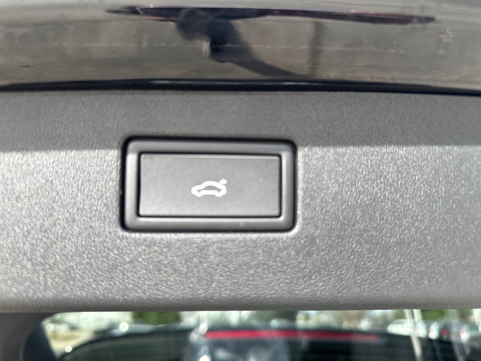 2026 Volkswagen Tiguan 2.0T SE FWD