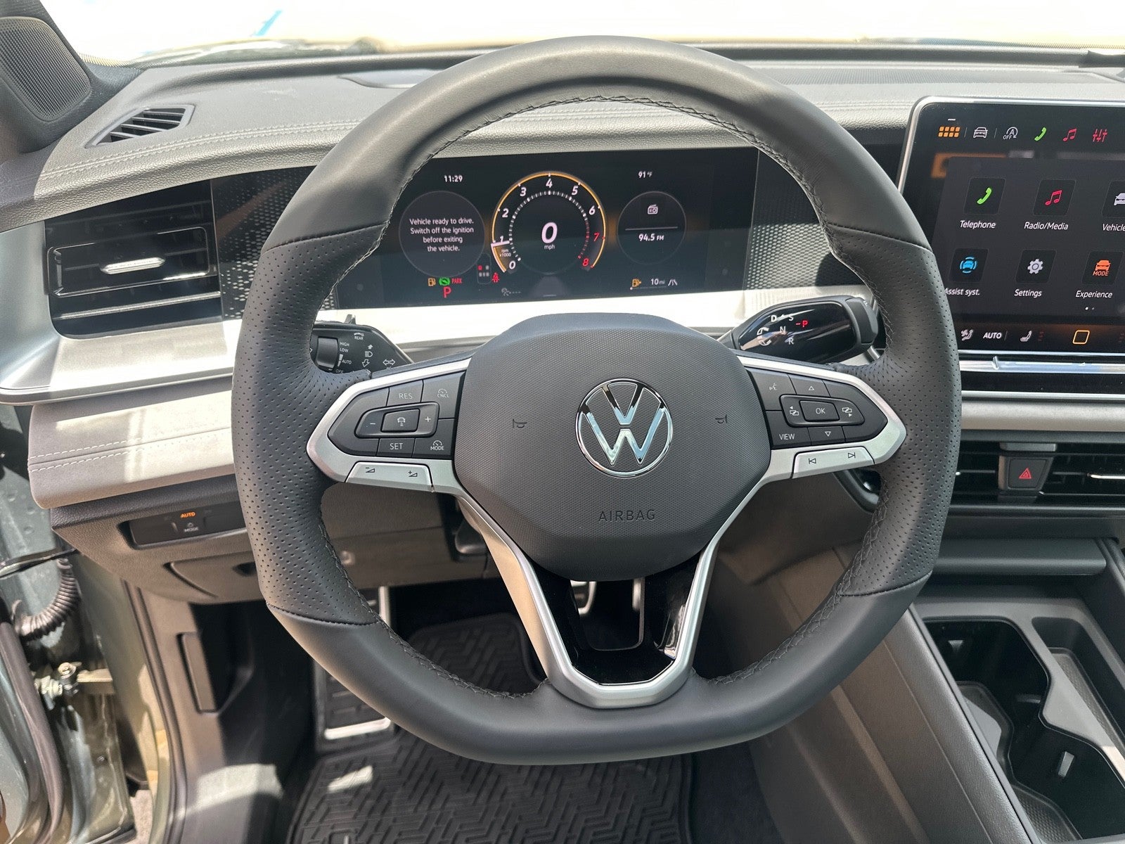 2026 Volkswagen Tiguan SE R-Line Black 4MOTION