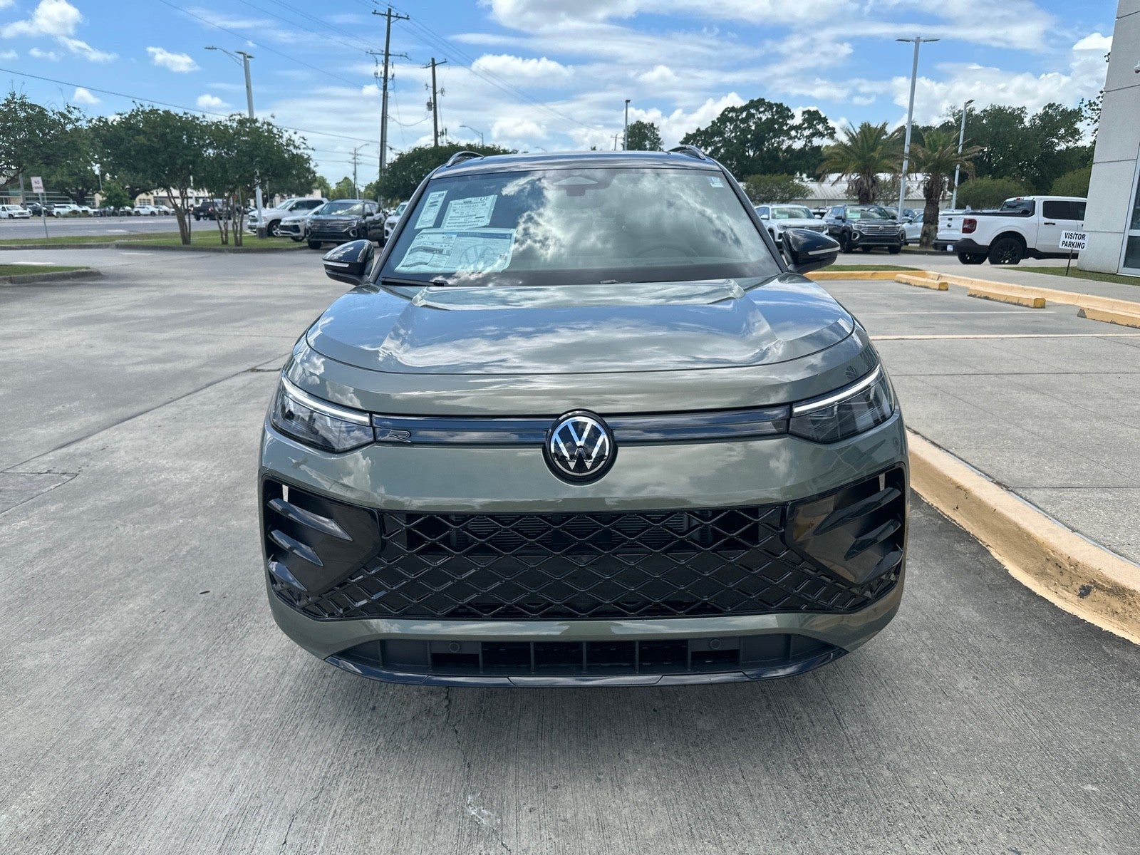 2026 Volkswagen Tiguan SE R-Line Black 4MOTION