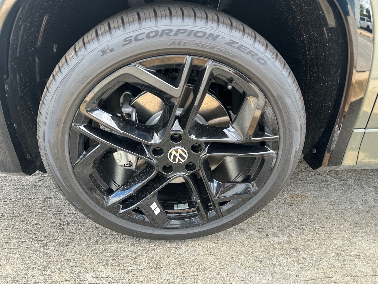2026 Volkswagen Tiguan SE R-Line Black 4MOTION