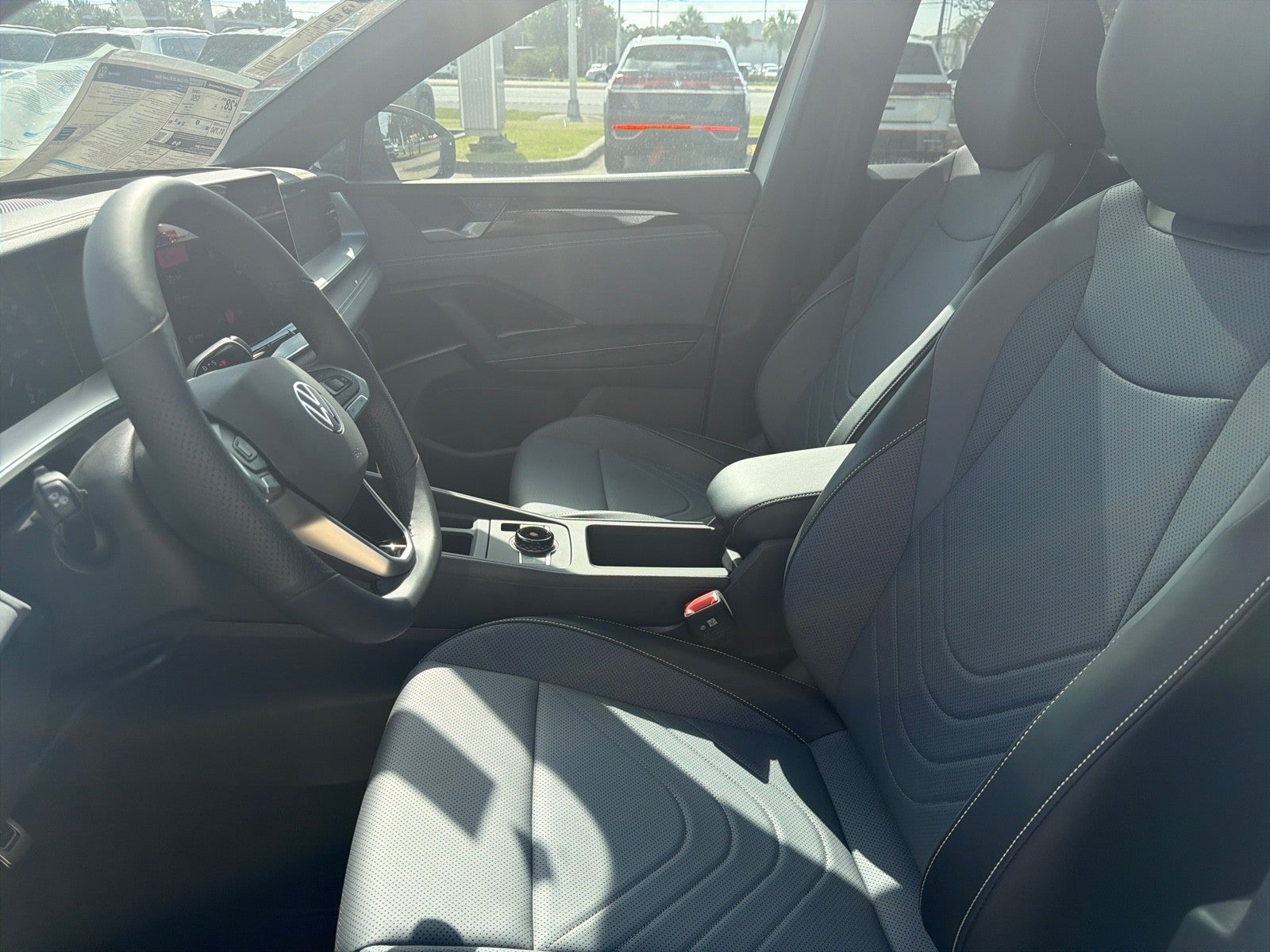 2026 Volkswagen Tiguan SE R-Line Black FWD