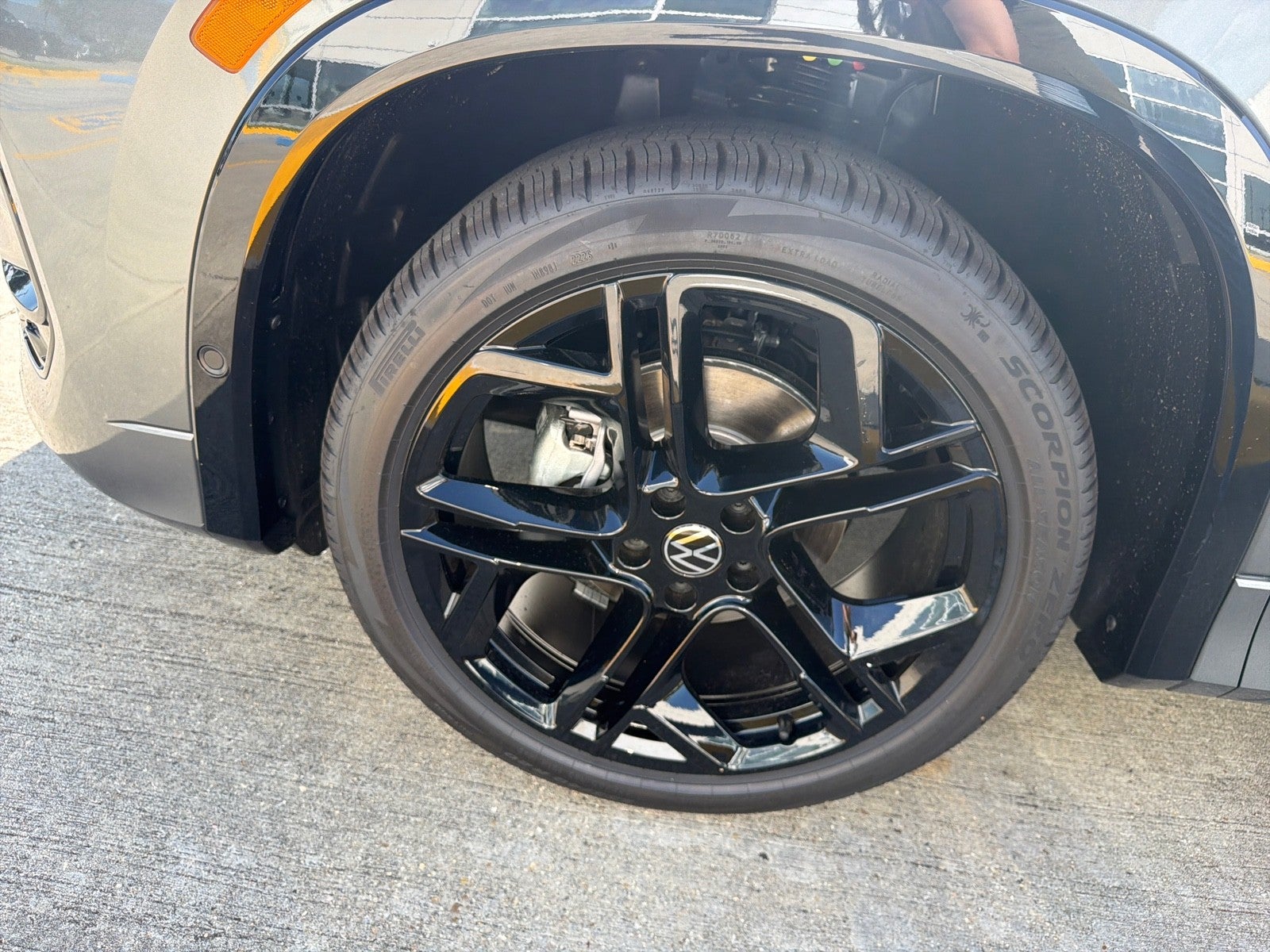 2026 Volkswagen Tiguan SE R-Line Black FWD