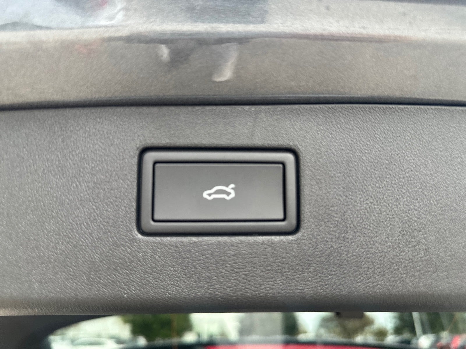 2026 Volkswagen Tiguan 2.0T SE R-Line Black FWD