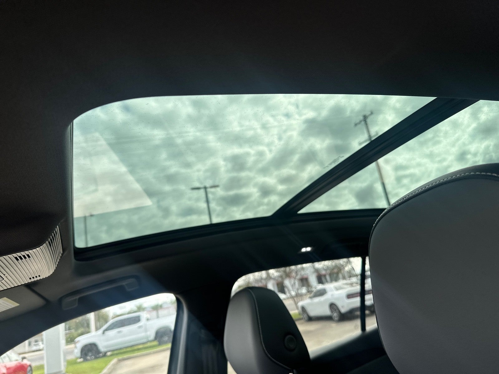 2026 Volkswagen Tiguan 2.0T SE R-Line Black FWD