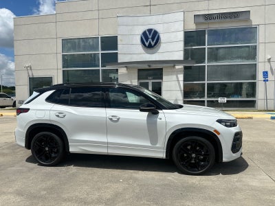 2026 Volkswagen Tiguan SE R-Line Black FWD
