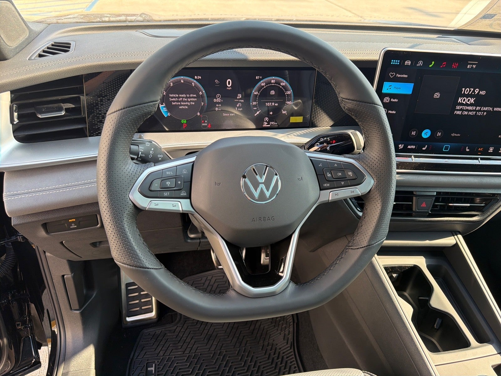 2026 Volkswagen Tiguan SE R-Line Black FWD