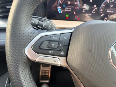 2026 Volkswagen Tiguan SE R-Line Black FWD