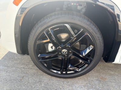 2026 Volkswagen Tiguan SE R-Line Black FWD