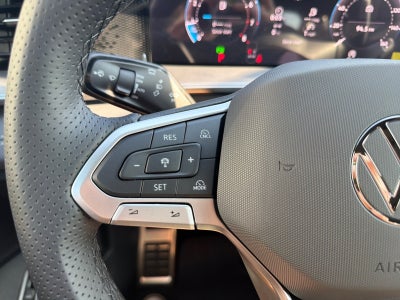 2026 Volkswagen Tiguan SE R-Line Black FWD