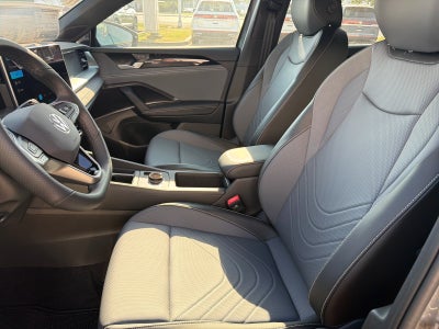 2026 Volkswagen Tiguan SE R-Line Black FWD