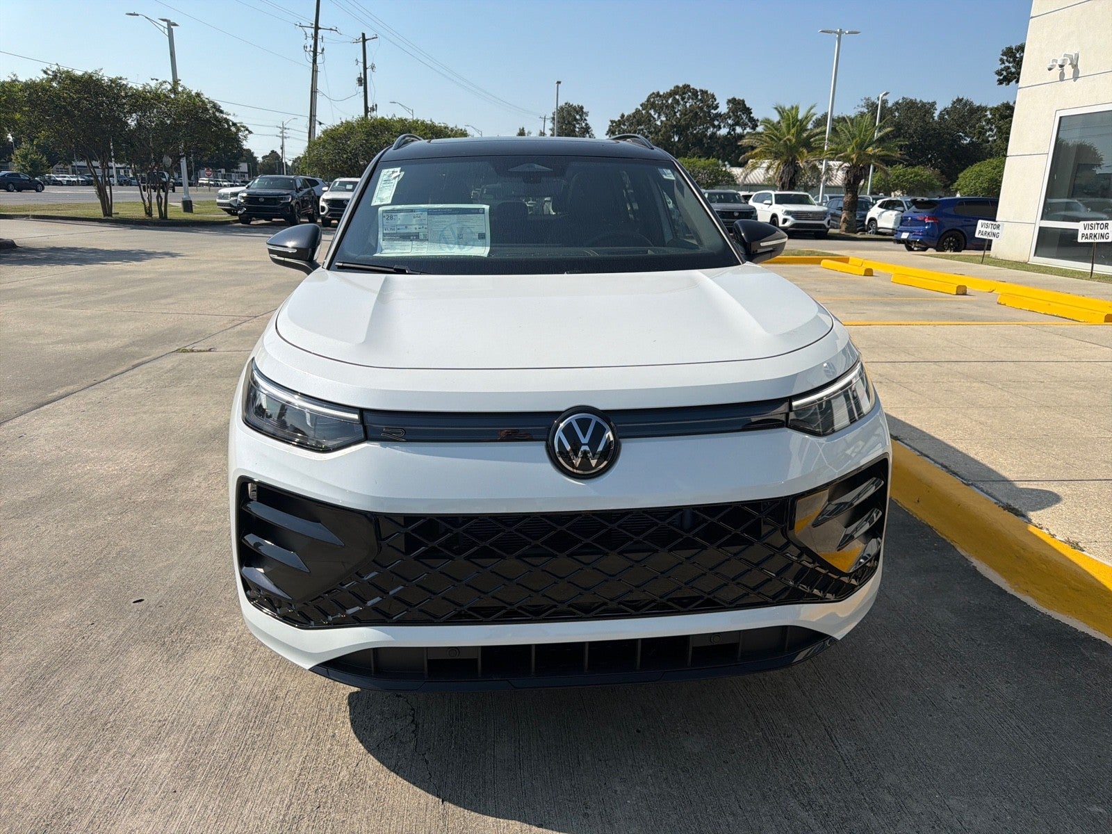 2026 Volkswagen Tiguan SE R-Line Black FWD