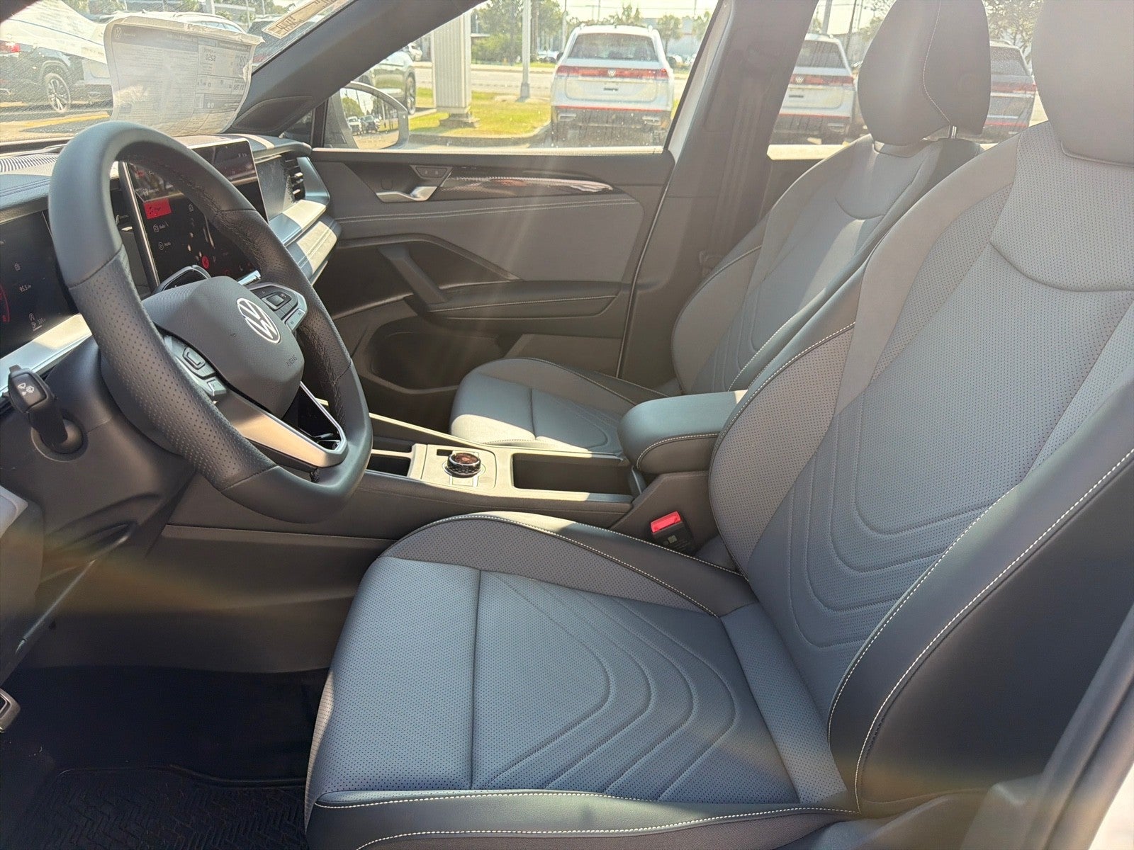 2026 Volkswagen Tiguan SE R-Line Black FWD