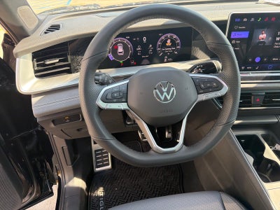 2026 Volkswagen Tiguan SE R-Line Black FWD