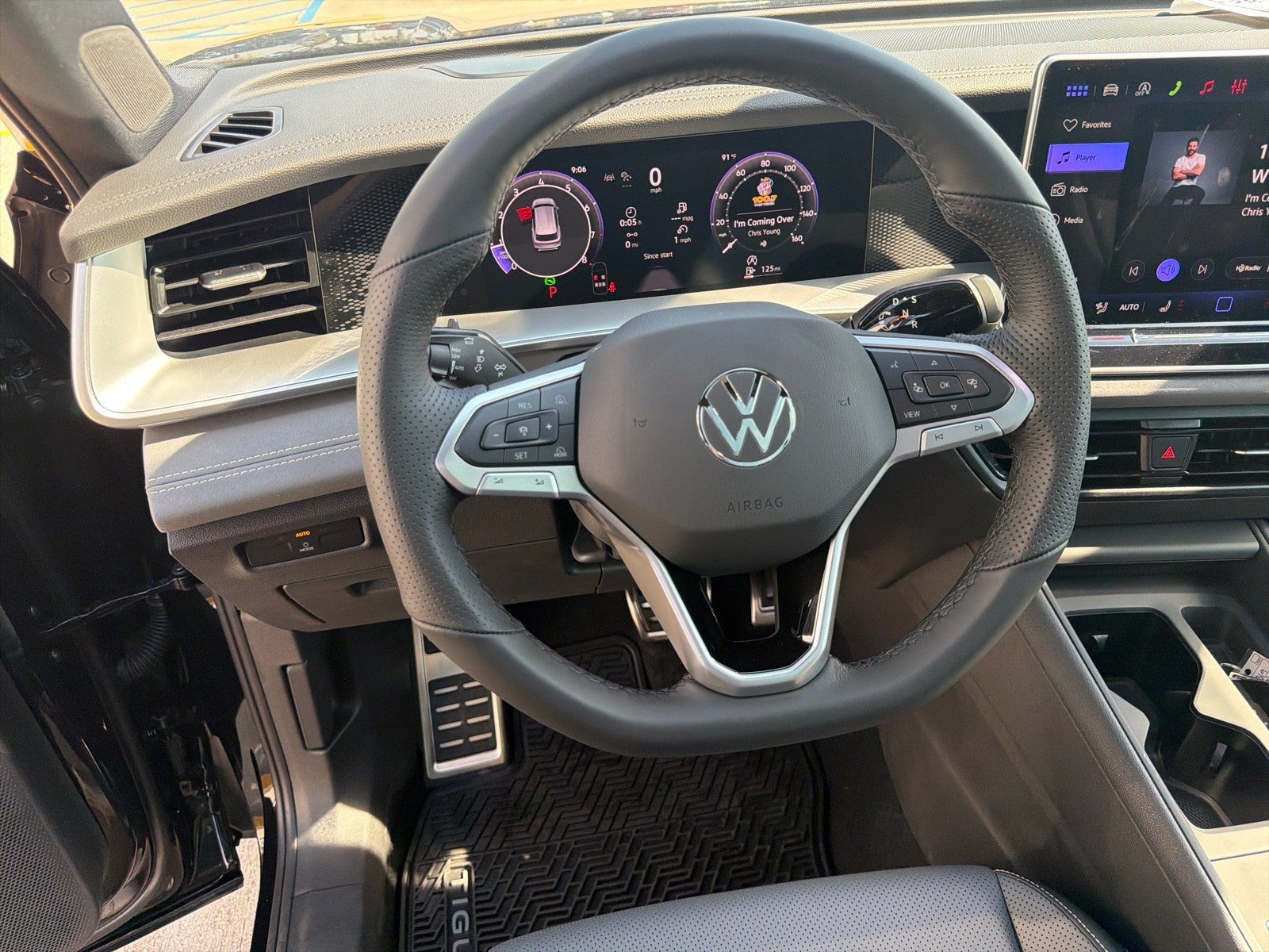 2026 Volkswagen Tiguan SE R-Line Black FWD