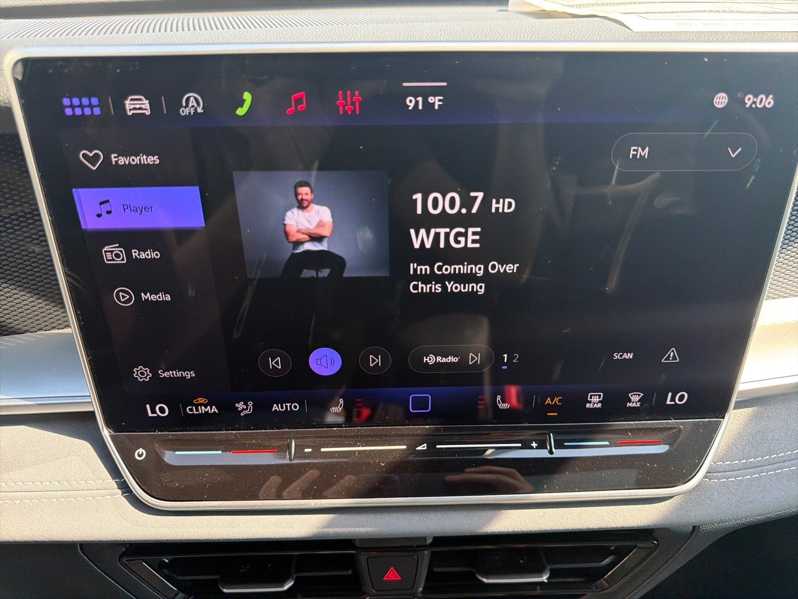 2026 Volkswagen Tiguan SE R-Line Black FWD