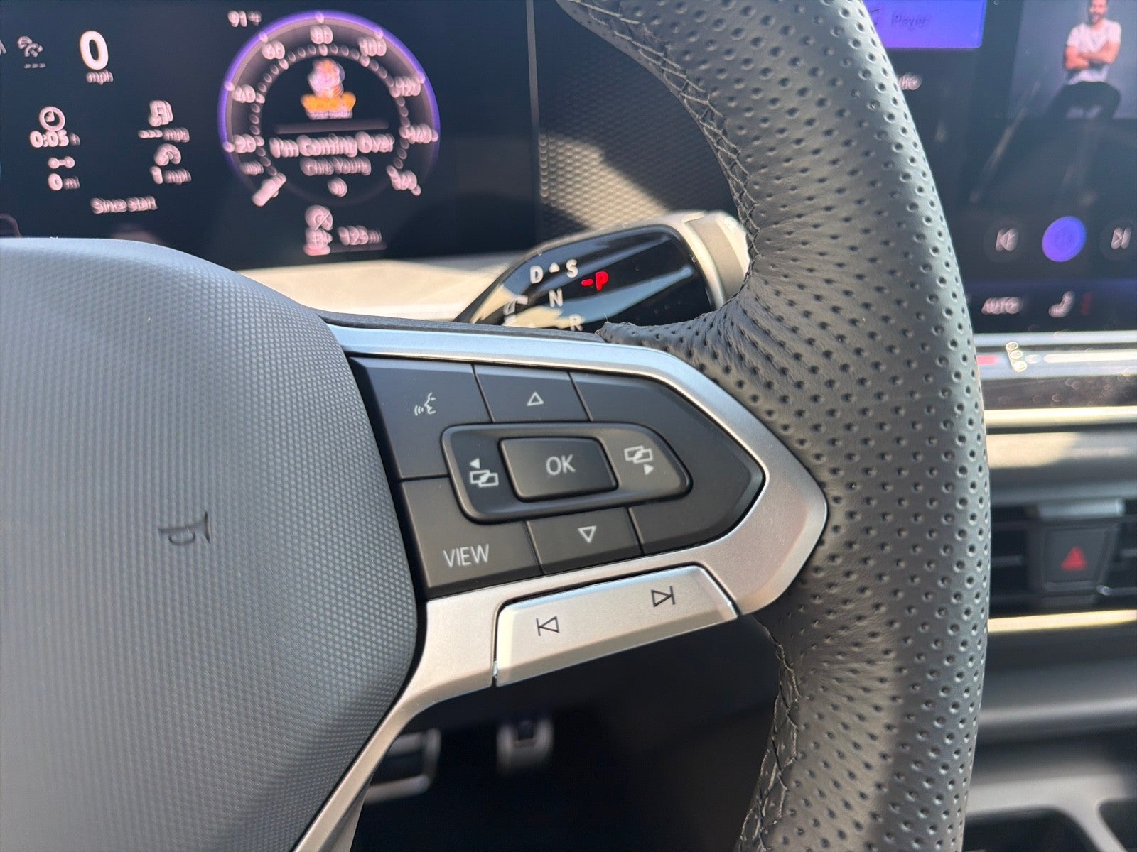 2026 Volkswagen Tiguan SE R-Line Black FWD