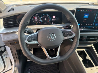 2026 Volkswagen Tiguan SE R-Line Black FWD