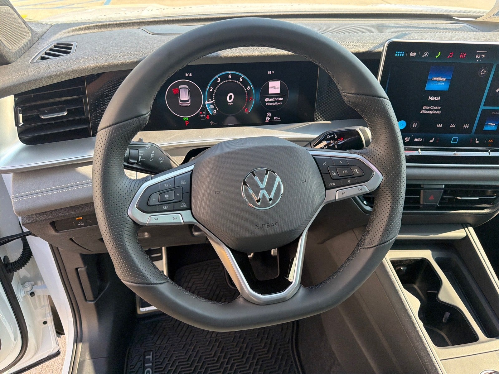 2026 Volkswagen Tiguan SE R-Line Black FWD