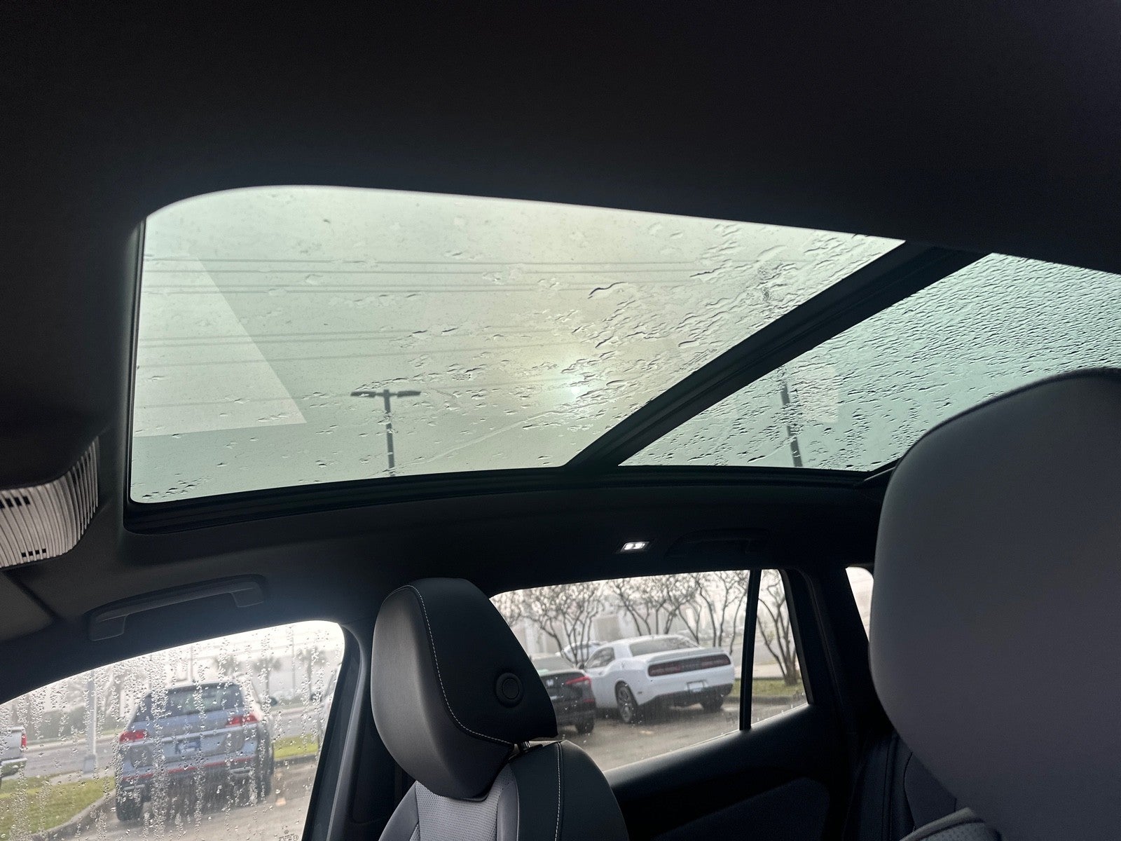 2026 Volkswagen Tiguan 2.0T SE R-Line Black FWD