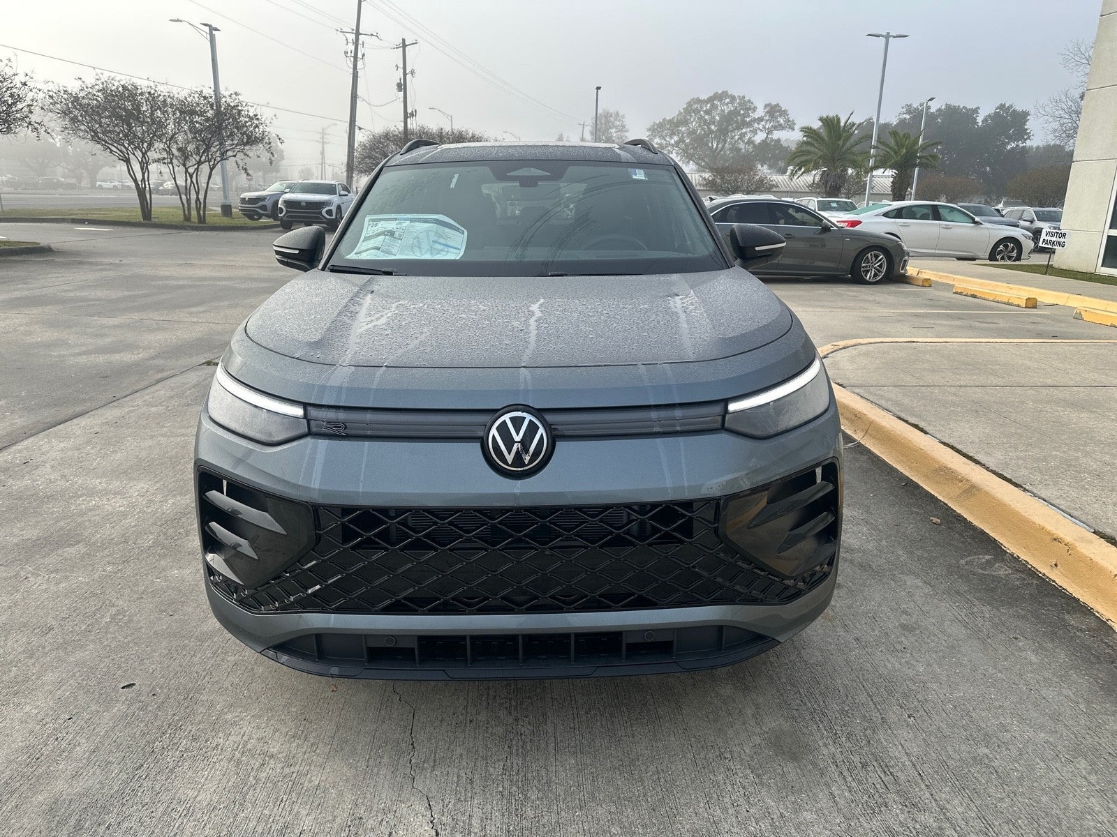 2026 Volkswagen Tiguan 2.0T SE R-Line Black FWD