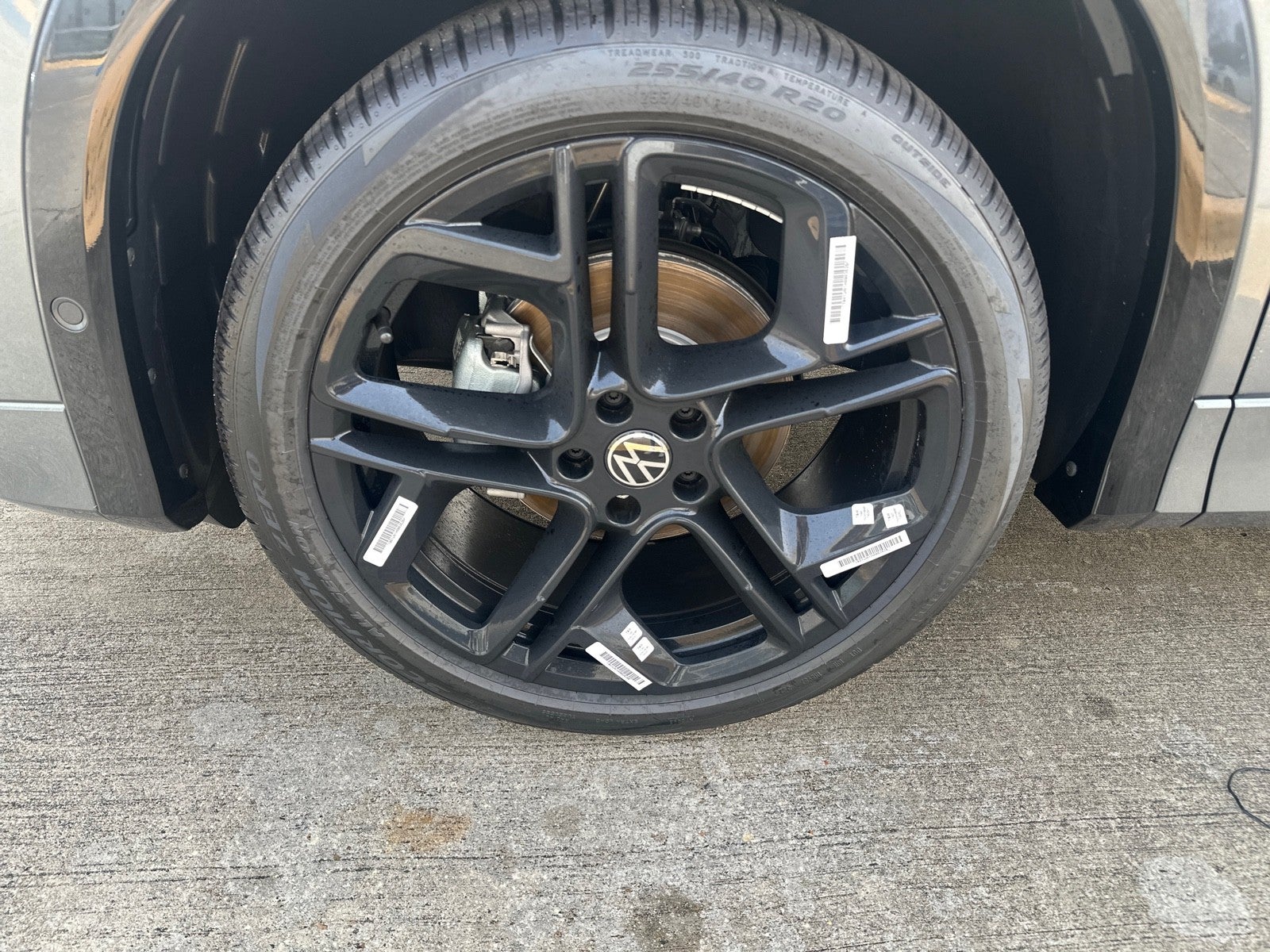 2026 Volkswagen Tiguan 2.0T SE R-Line Black FWD