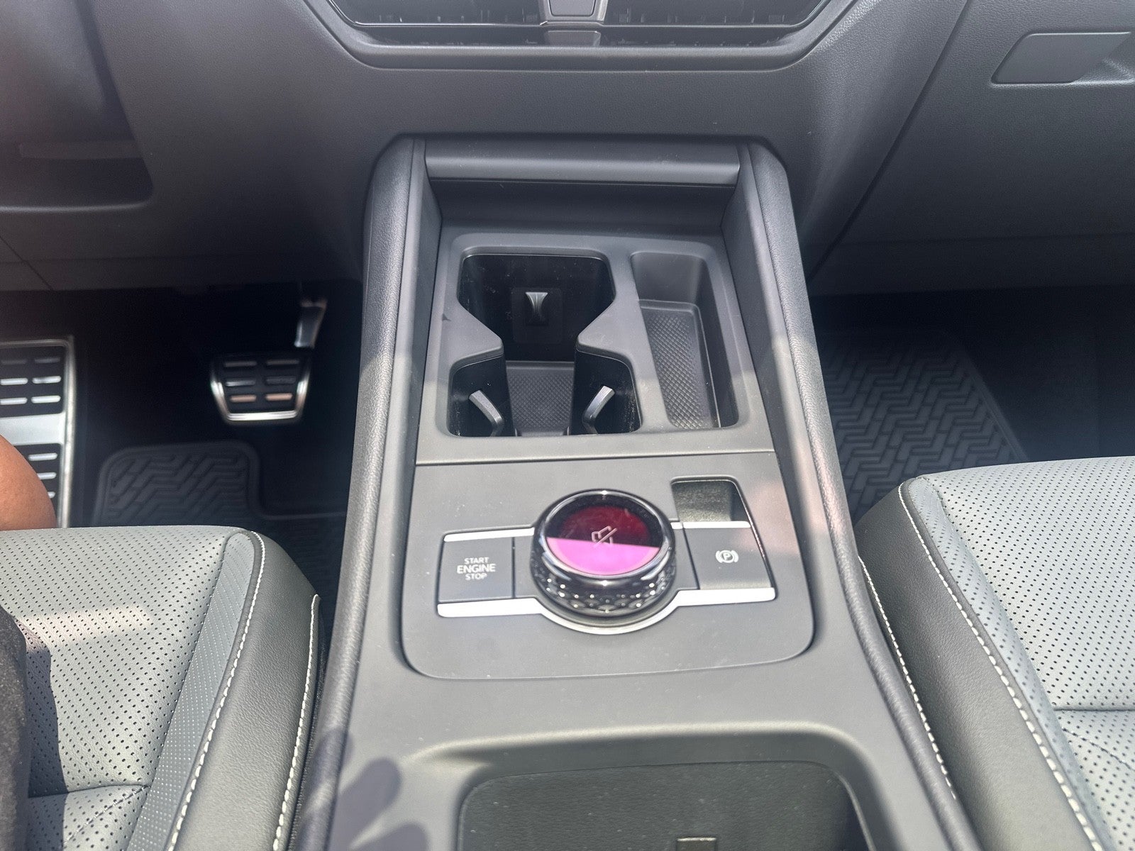 2026 Volkswagen Tiguan 2.0T SE R-Line Black FWD