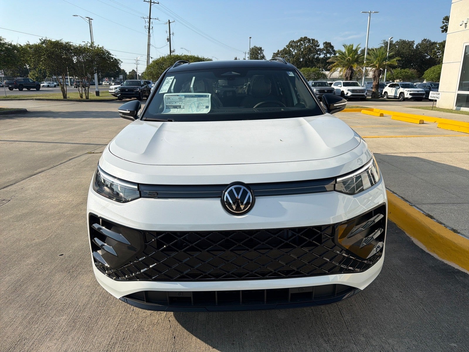 2026 Volkswagen Tiguan SE R-Line Black FWD