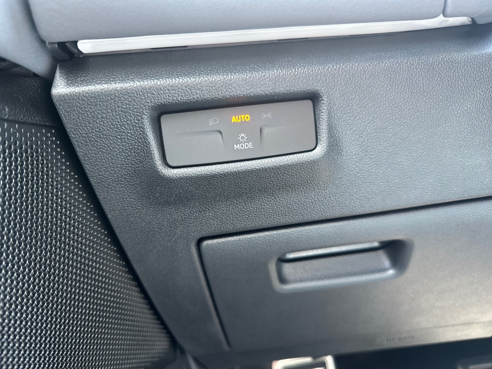 2026 Volkswagen Tiguan 2.0T SE R-Line Black FWD