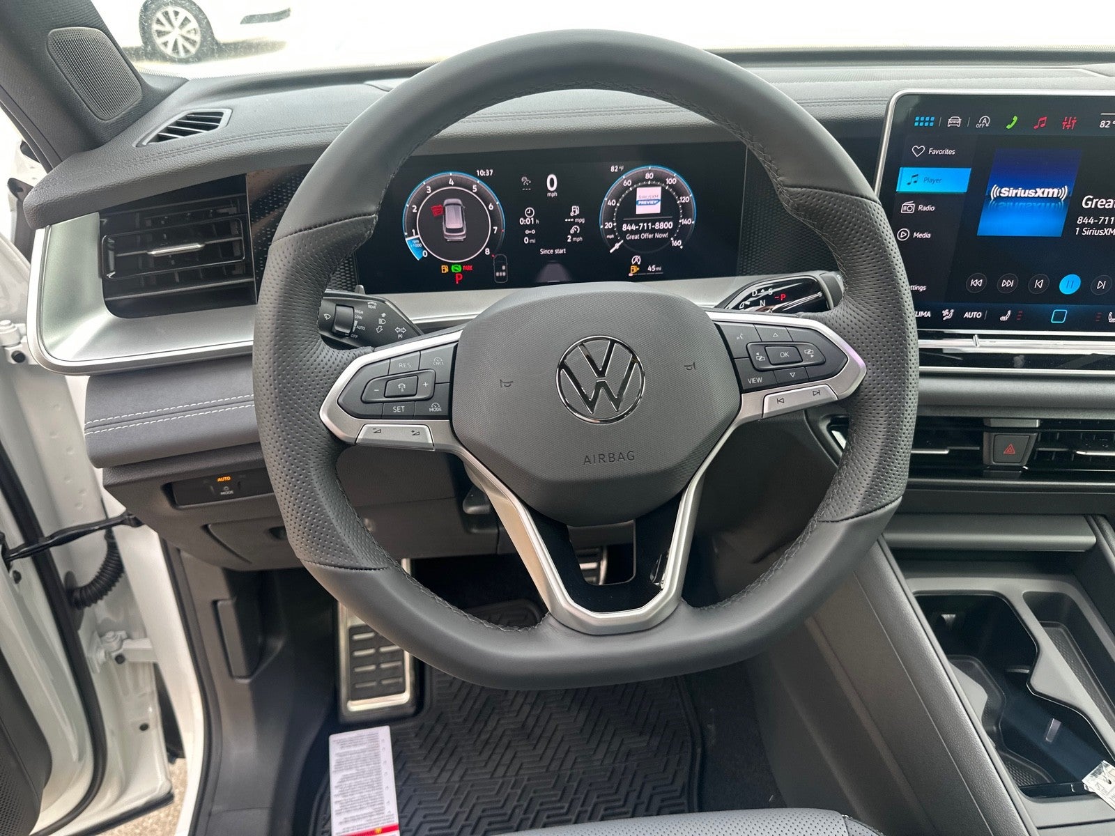 2026 Volkswagen Tiguan 2.0T SE R-Line Black FWD