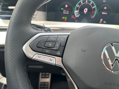 2026 Volkswagen Tiguan SE R-Line Black FWD
