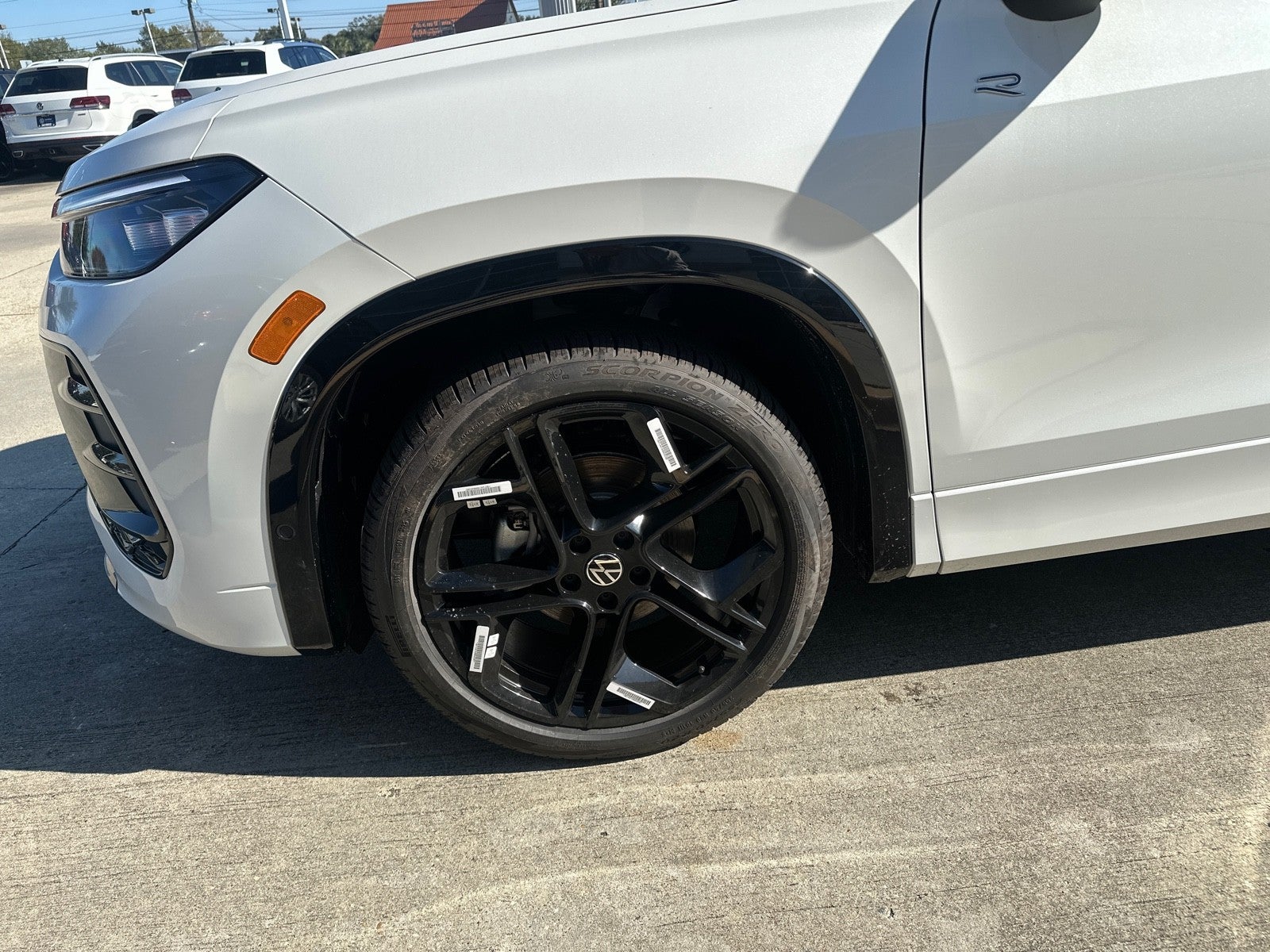 2026 Volkswagen Tiguan 2.0T SE R-Line Black FWD