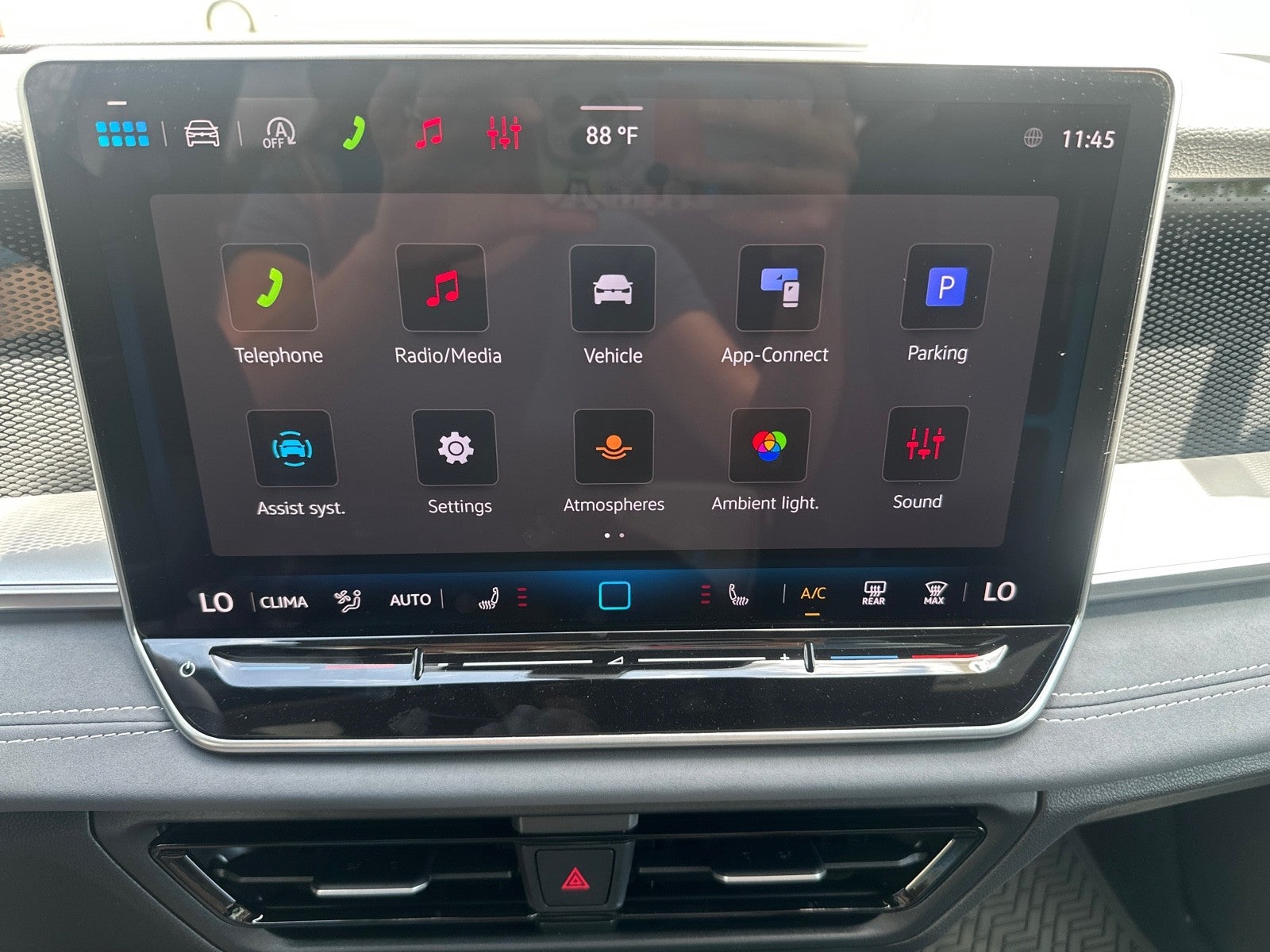 2026 Volkswagen Tiguan SE R-Line Black FWD