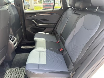 2026 Volkswagen Tiguan SE R-Line Black FWD