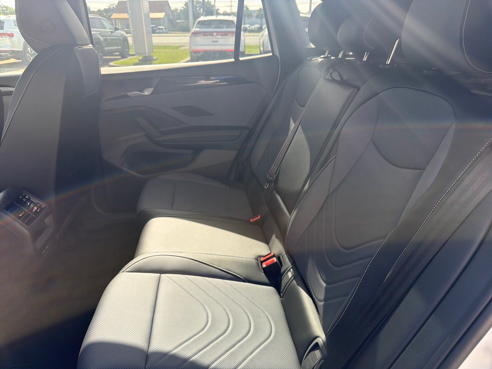 2026 Volkswagen Tiguan SE R-Line Black FWD