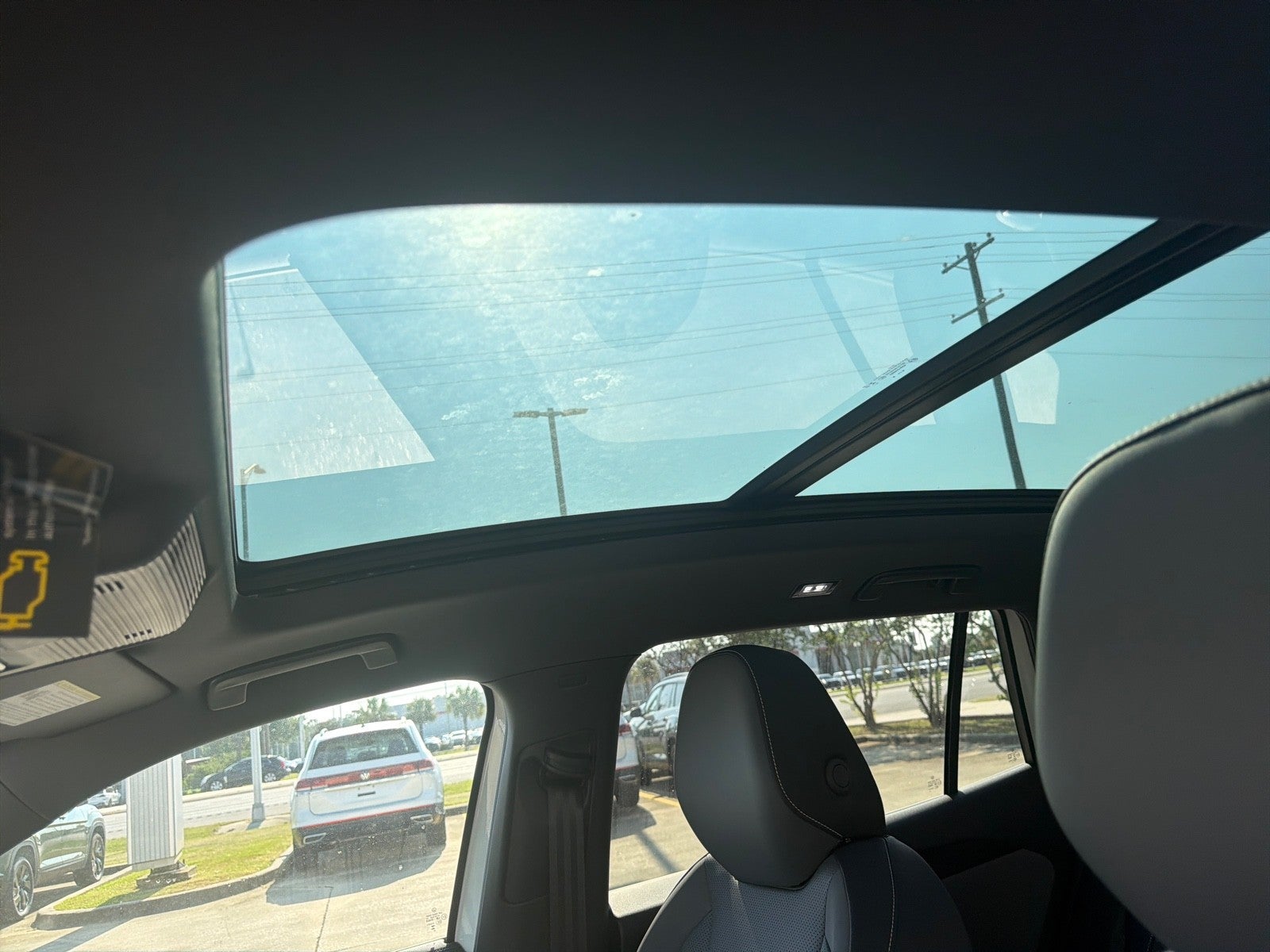 2026 Volkswagen Tiguan SE R-Line Black FWD