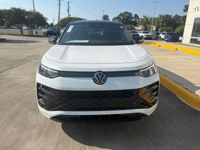 2026 Volkswagen Tiguan SE R-Line Black FWD