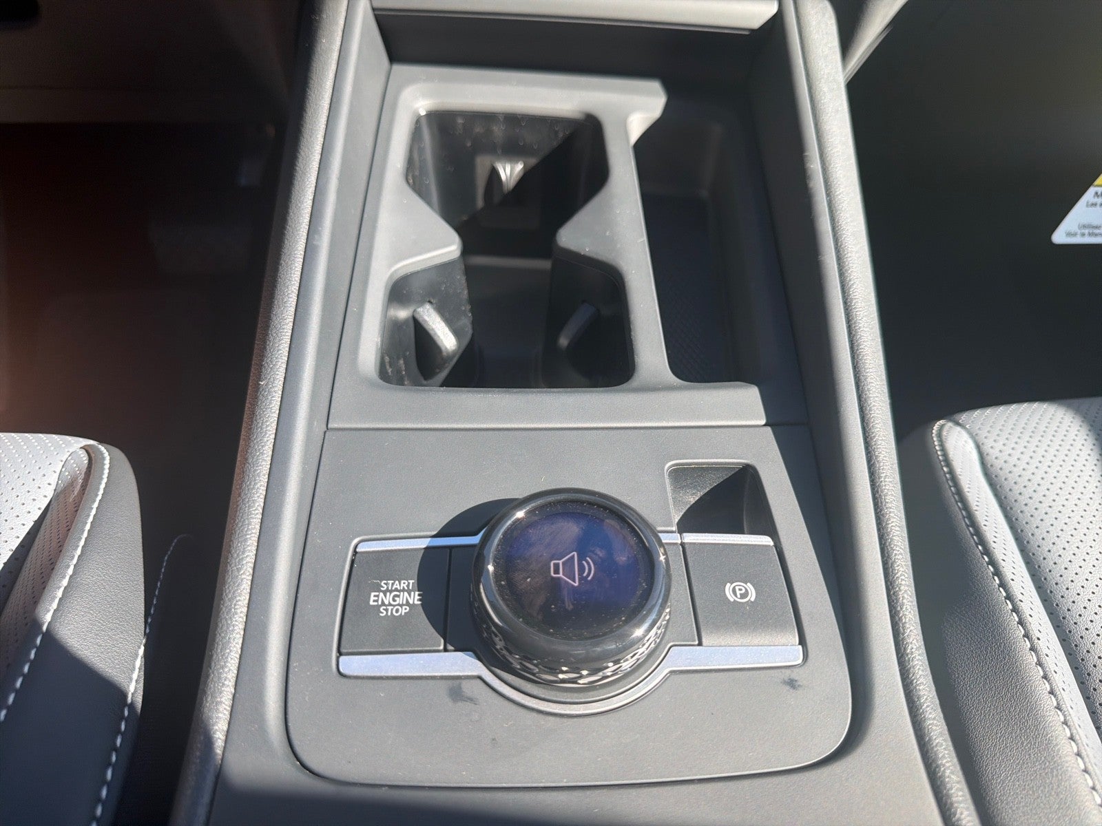 2026 Volkswagen Tiguan SE FWD