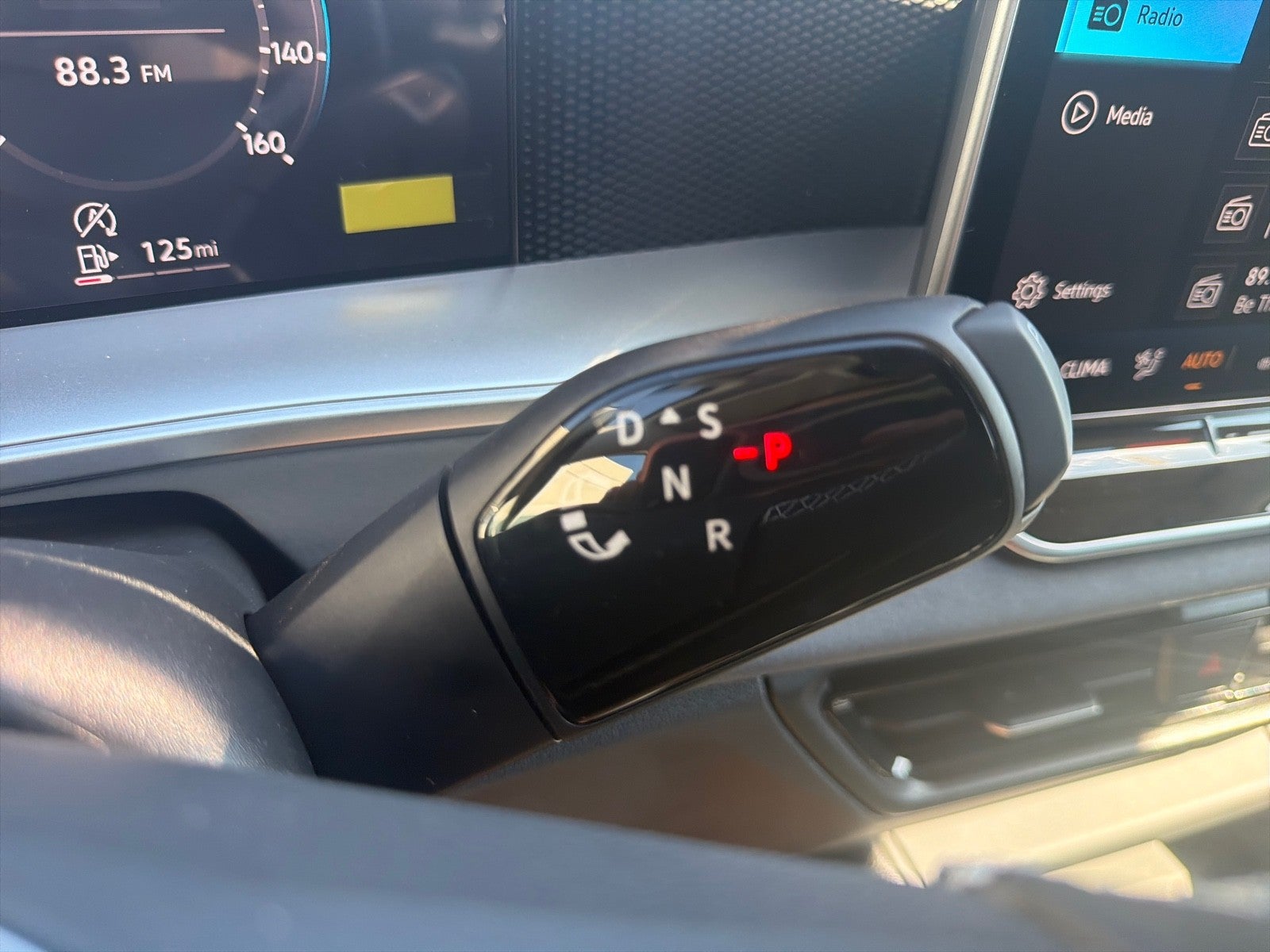 2026 Volkswagen Tiguan SE FWD