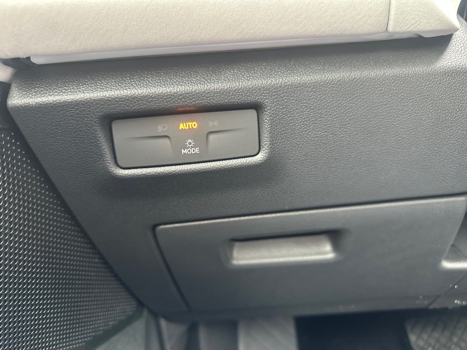 2026 Volkswagen Tiguan 2.0T SE FWD