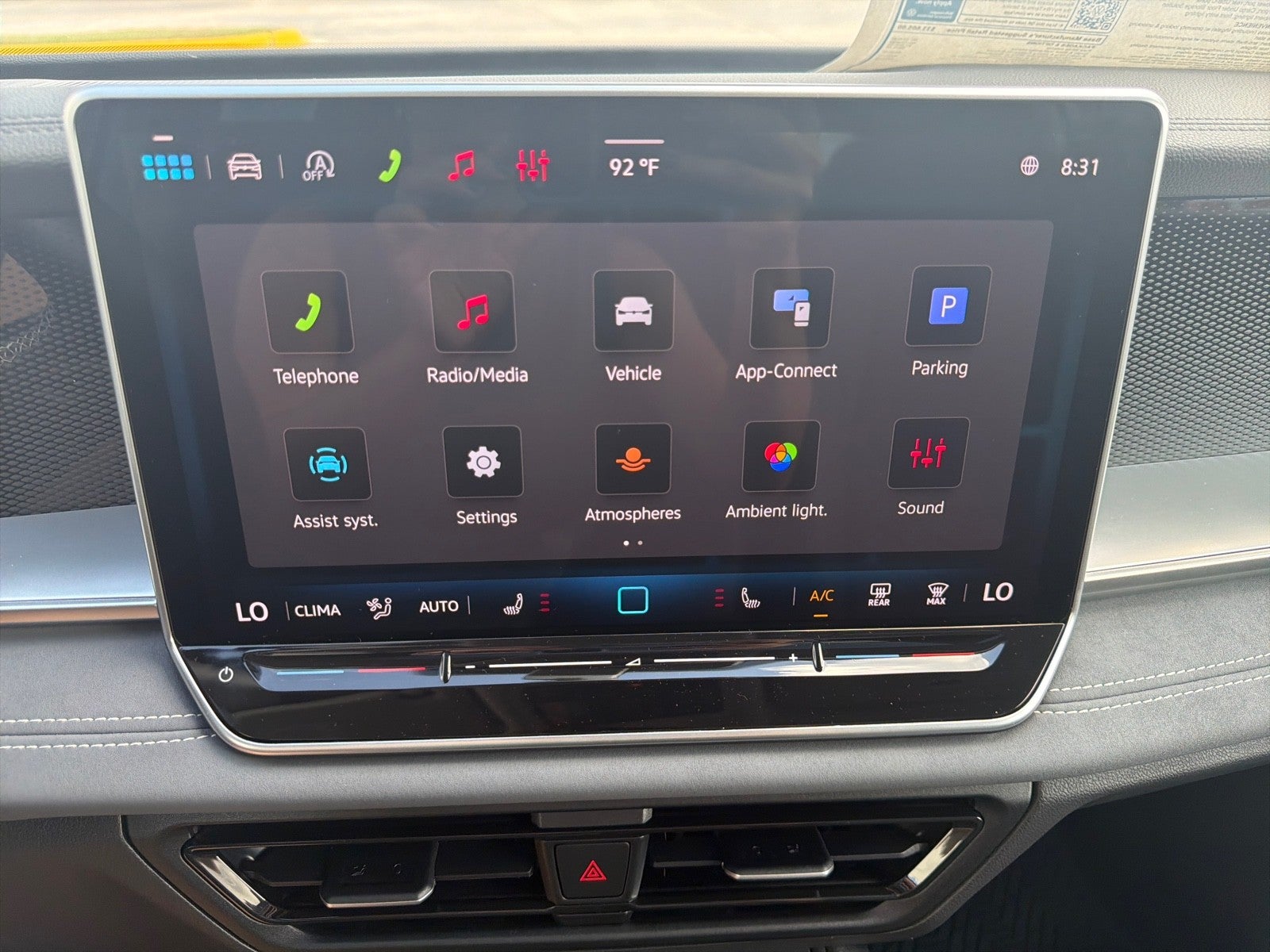 2026 Volkswagen Tiguan SE FWD