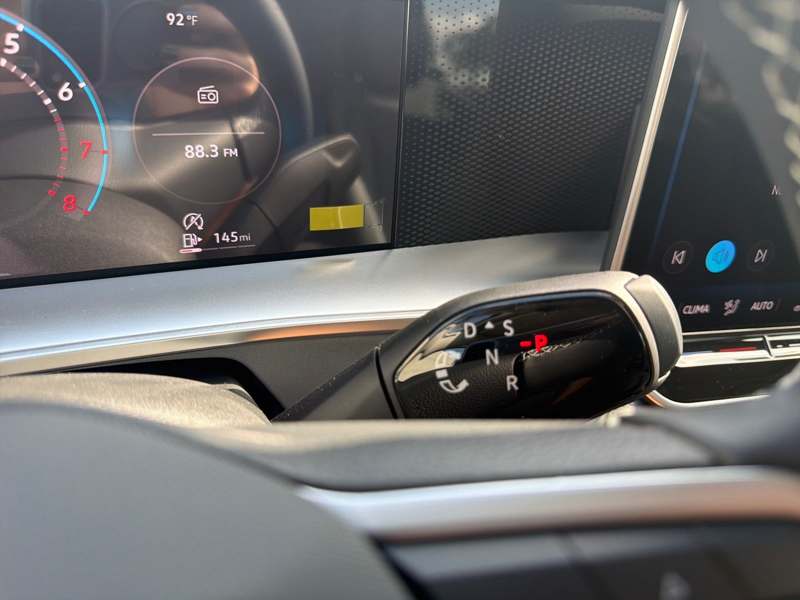 2026 Volkswagen Tiguan SE FWD