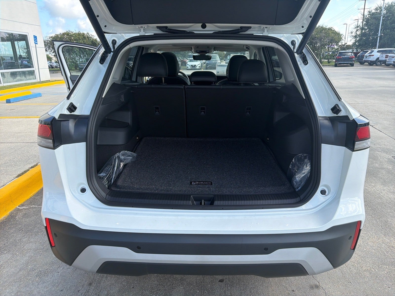 2026 Volkswagen Tiguan SE FWD